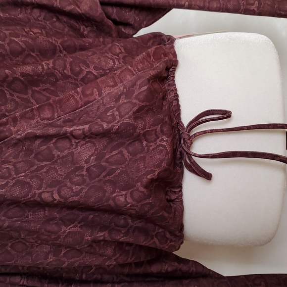 Evolution And Creation Top - Picture 4 of 9